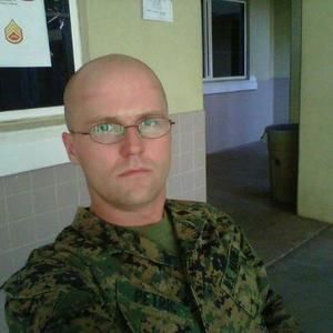 Meet your Posher, Brian